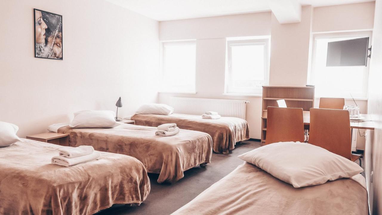 Pervaza Hotel Panevėžys Buitenkant foto