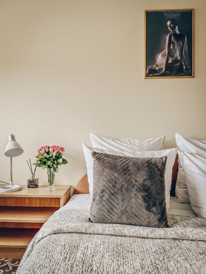 Pervaza Hotel Panevėžys Buitenkant foto