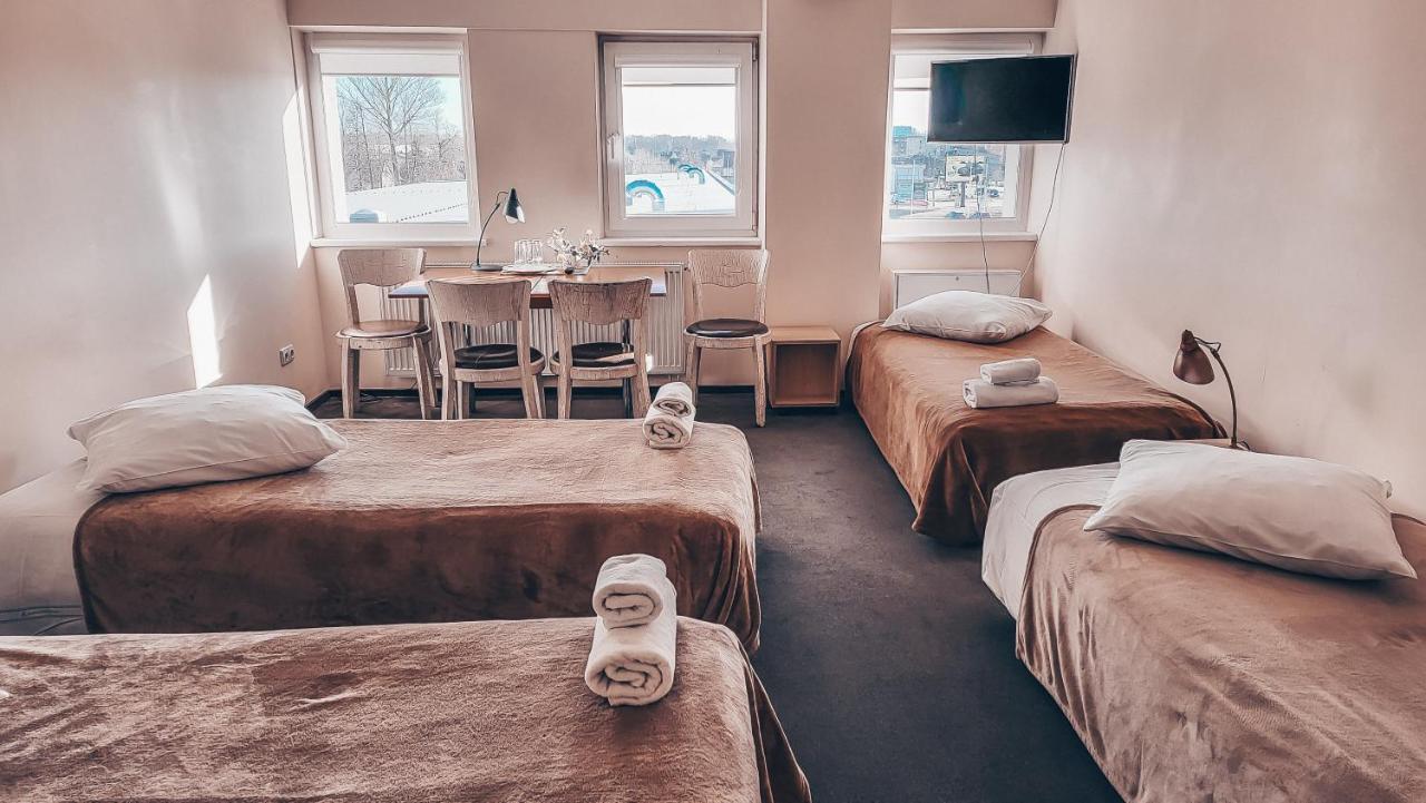 Pervaza Hotel Panevėžys Buitenkant foto
