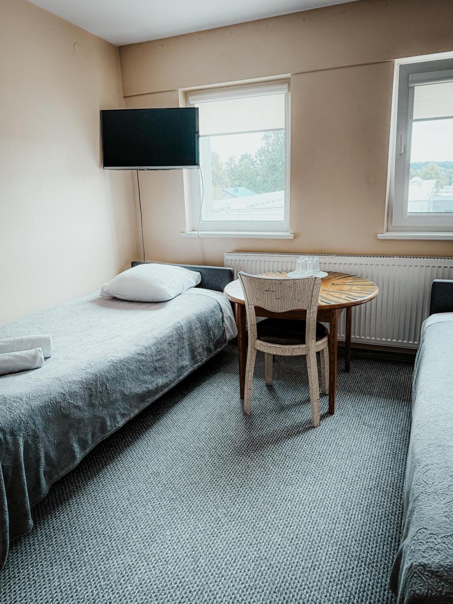Pervaza Hotel Panevėžys Buitenkant foto